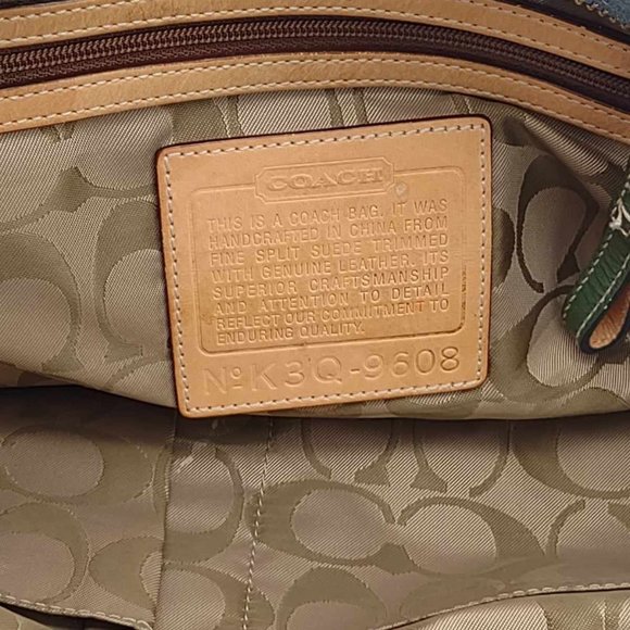 COACH Ltd. Ed. Hamptons Blue Suede w/green patent handles tote - Picture 4 of 9